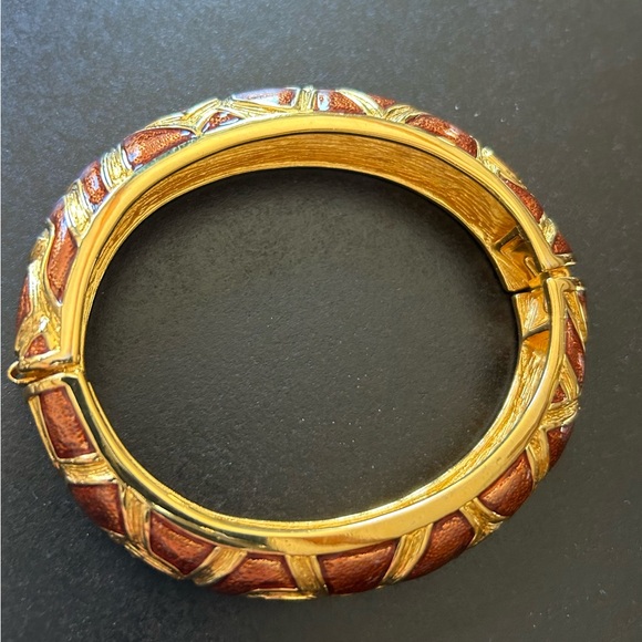 Joan Rivers Jewelry - Joan Rivers Elegant Gold and Brown Cuff Bracelet